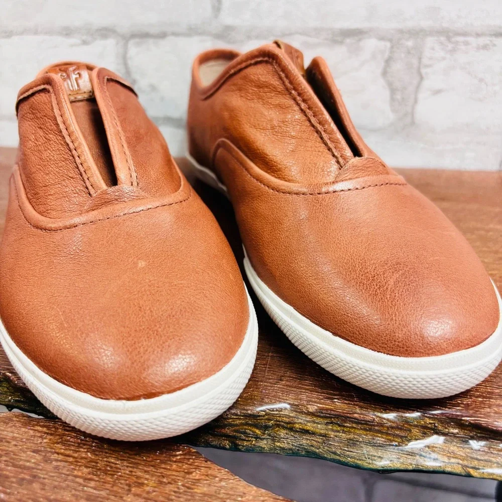 Frye these ivy
